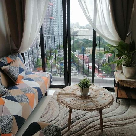 2 Bedroom Portovita Tower 12-A Manila Bagian luar foto