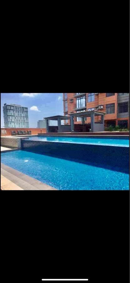 2 Bedroom Portovita Tower 12-A Manila Bagian luar foto